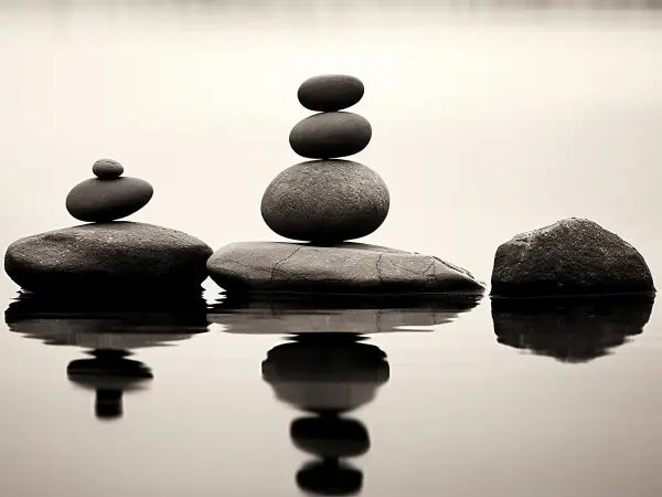 Tableau Zen Minimaliste Pierre Pile Cairns Relaxation Noir et Blanc - #tag1# - #tag2#