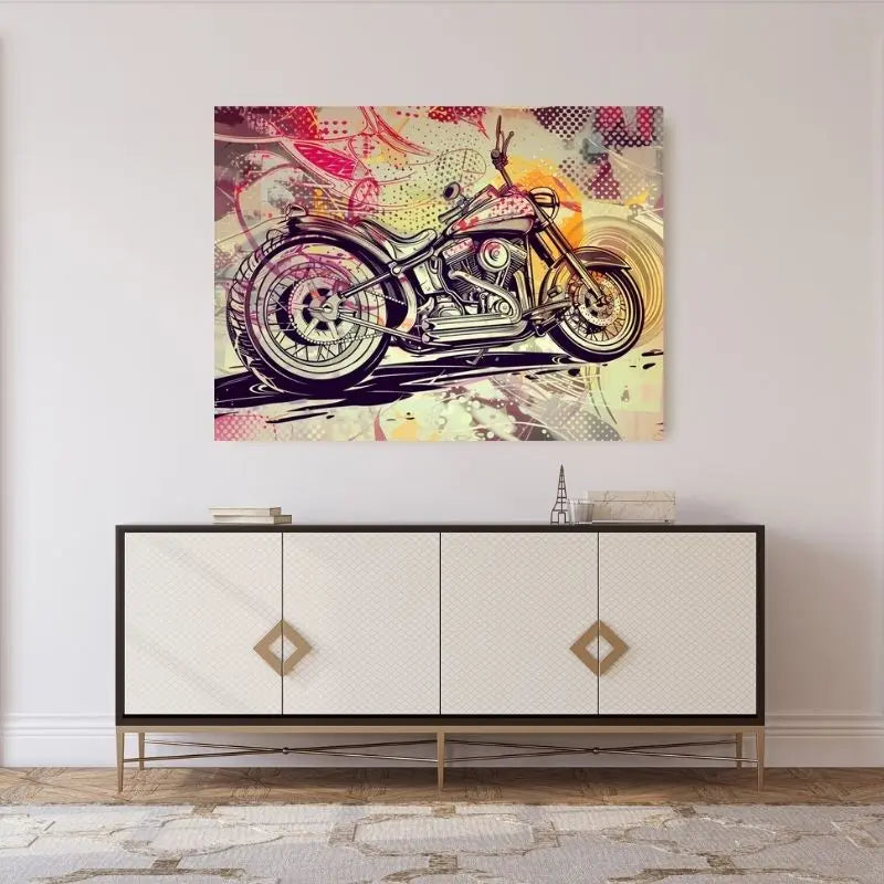 Un Tableau Moto Dessin Pop Art monté au dessus d'un buffet blanc et bois aux poignées géométriques dans un espace de vie moderne, ajoutant une touche vibrante à la décoration urbaine.