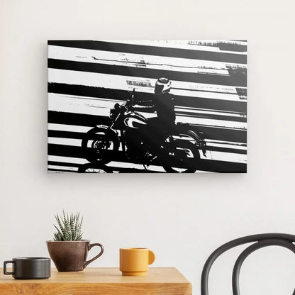 Tableau graphique noir et blanc avec un motard en mouvement.