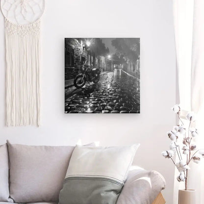 Tableau Moto Rue Pavée Pluvieuse Noir et Blanc - #tag1# - #tag2# 