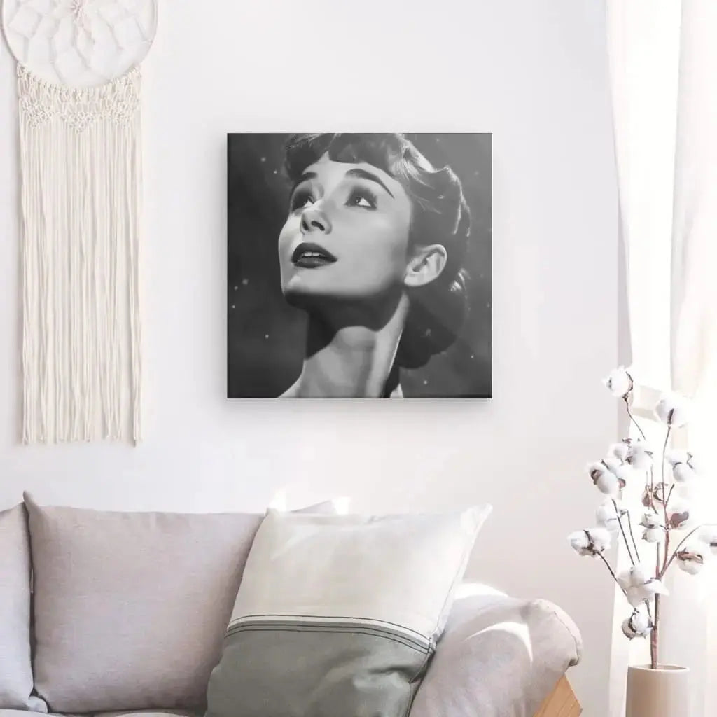 Tableau Audrey Hepburn Noir et Blanc - Univers Noir et Blanc - #tag1# - #tag2# - #tag3#