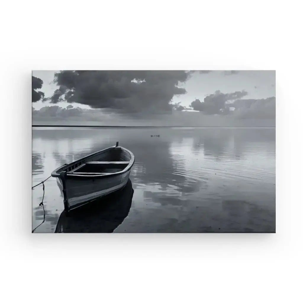Tableau Barque Lac Paisible Noir et Blanc - Univers Noir et Blanc - #tag1# - #tag2# - #tag3#