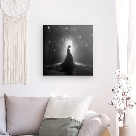 Scène poétique en noir et blanc d’une femme dansant sous des flocons lumineux, évoquant la magie, la grâce et l’émotion suspendue.