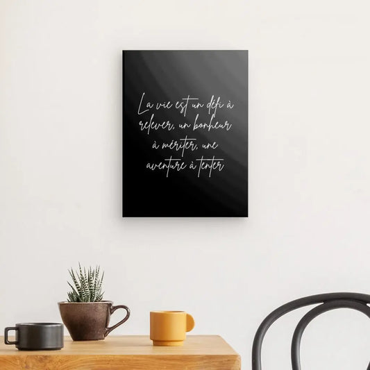 Tableau en noir et blanc avec la citation "Vie et défi", œuvre motivante et élégante pour décoration murale