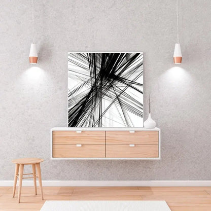 Composition moderne en noir et blanc de lignes abstraites, apportant une touche graphique, épurée et contemporaine à votre intérieur.