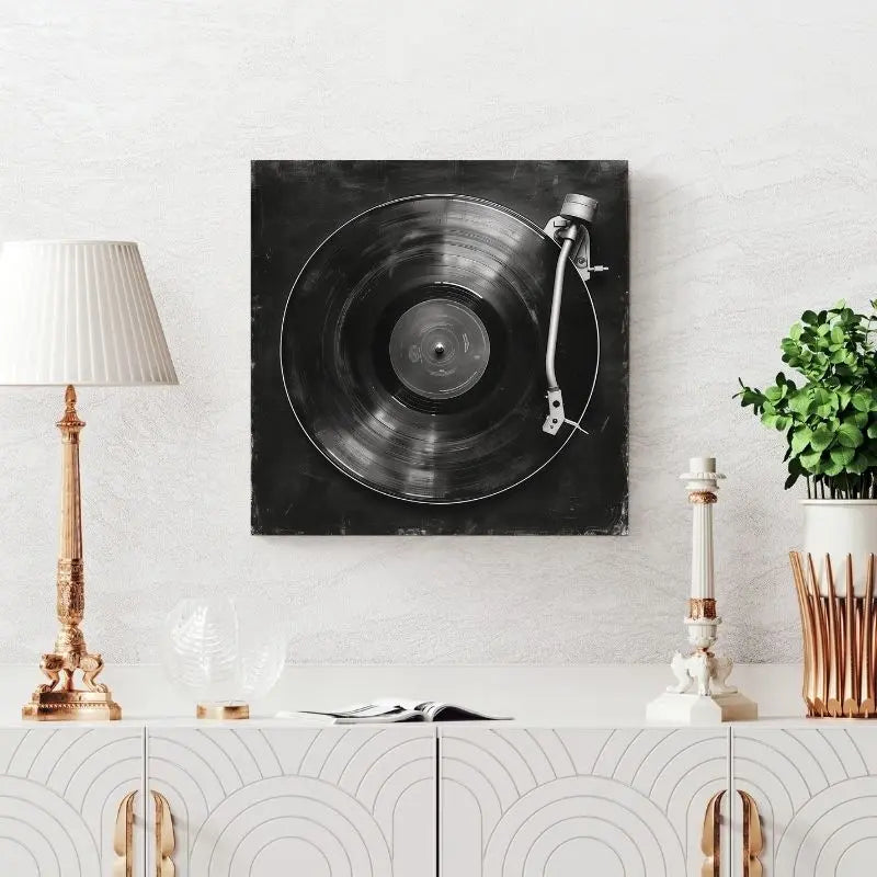 Tableau minimaliste en noir et blanc d’une platine vinyle, œuvre élégante et moderne pour décoration murale