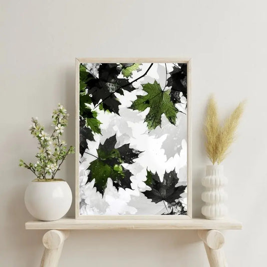 Tableau minimaliste en gris et vert représentant des végétaux, style sobre et naturel