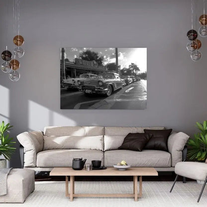 Tableau en noir et blanc de voitures anciennes cubaines, ambiance rétro et exotique pour décoration murale vintage
