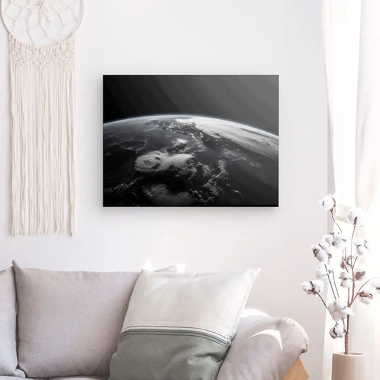 Tableau en noir et blanc d’une vue satellite de la Terre, image fascinante et moderne pour décoration murale
