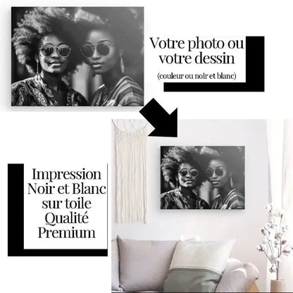 Un mur affiche une Photo sur Toile - Tableau Personnalisé Noir & Blanc d'une photo ou d'un dessin, mettant en valeur deux personnes portant des lunettes de soleil. Le texte est en français, soulignant l'impression haute définition de cette toile de qualité supérieure.