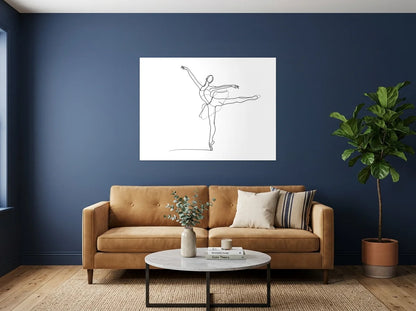 Tableau danseuse en arabesque noir et blanc sur toile 2 cm, présenté dans un salon aux murs bleu nuit