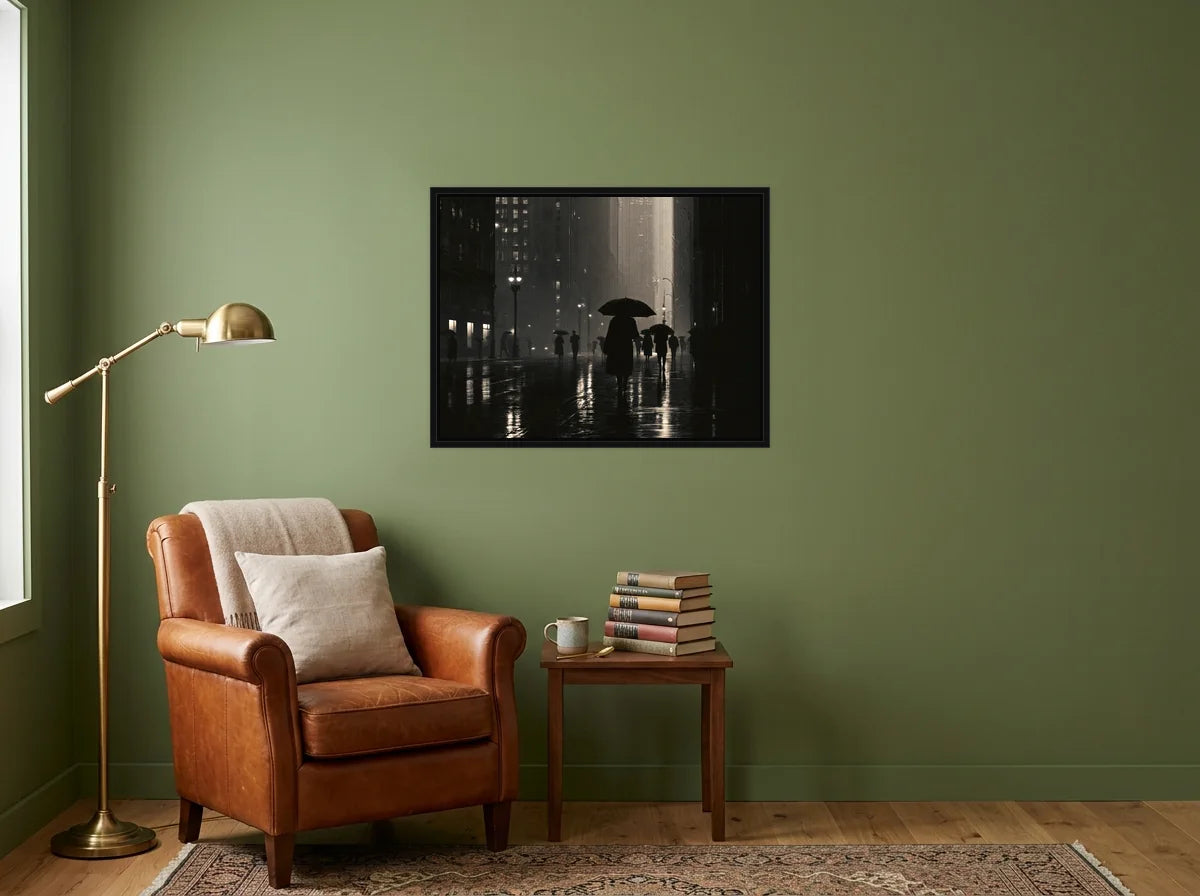 Tableau parapluie dans la nuit noir et blanc en toile encadrée noire, présenté dans un coin lecture aux murs vert olive