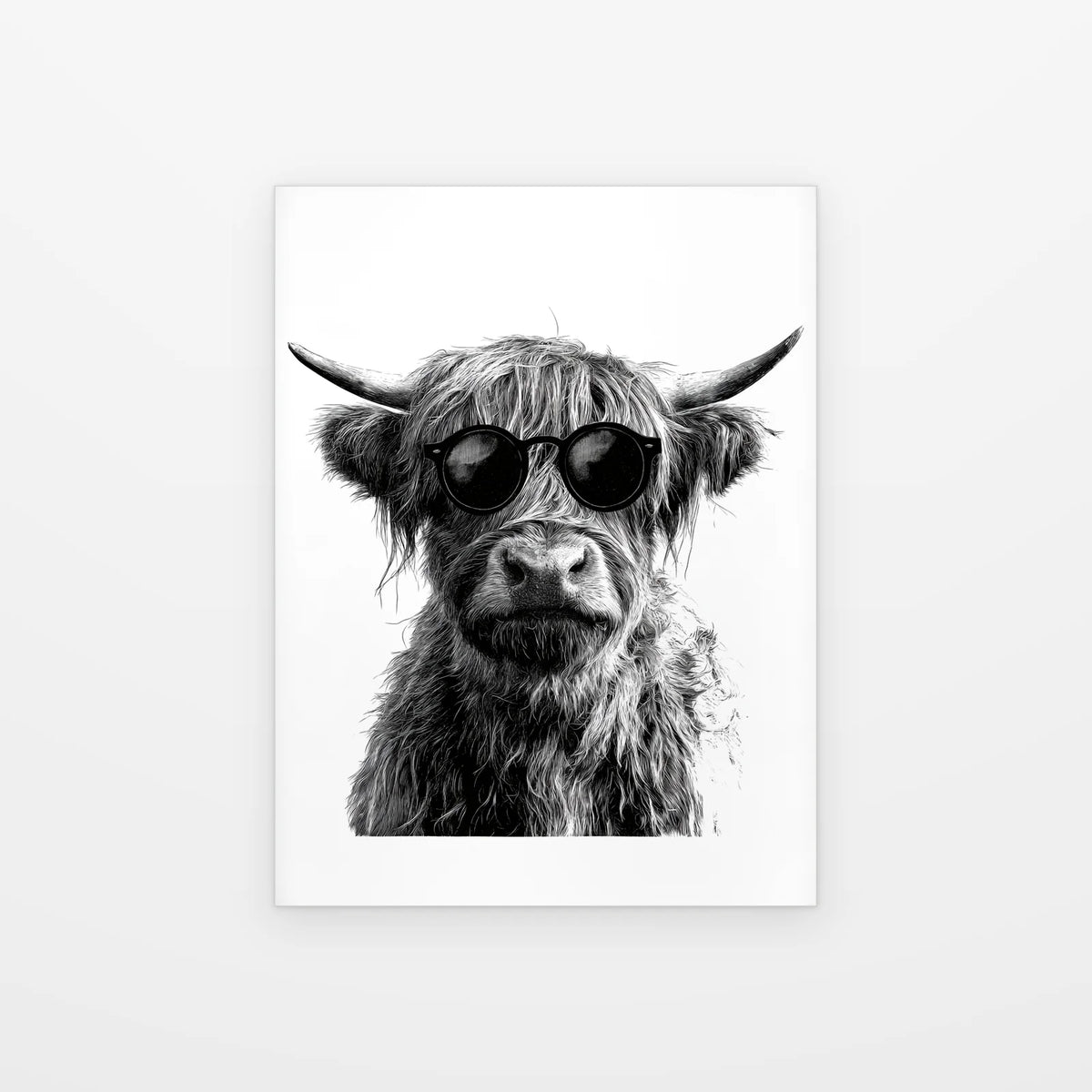 Visuel du tableau vache highland à lunettes noir et blanc présenté seul sur fond blanc, aperçu de l’œuvre imprimée